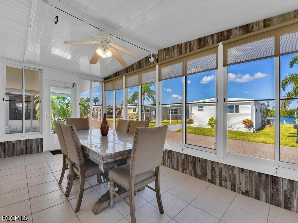 2 Bed ManufacturedHome for Sale in Fort Myers, photo 14