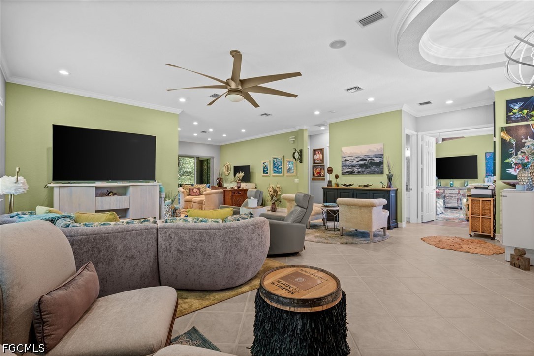 2 Bed Condominium for Sale in Portofino, photo 14