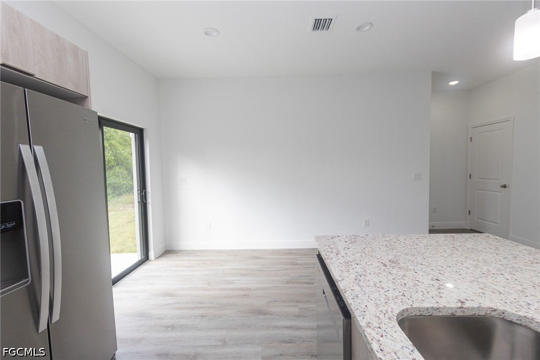 3 Bed SingleFamilyResidence for Sale in Port Labelle, photo 14
