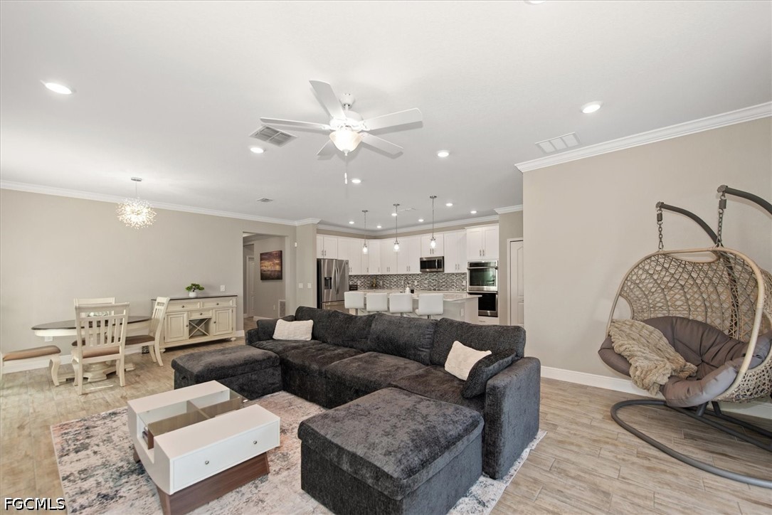 4 Bed SingleFamilyResidence for Sale in Brightwater, photo 14