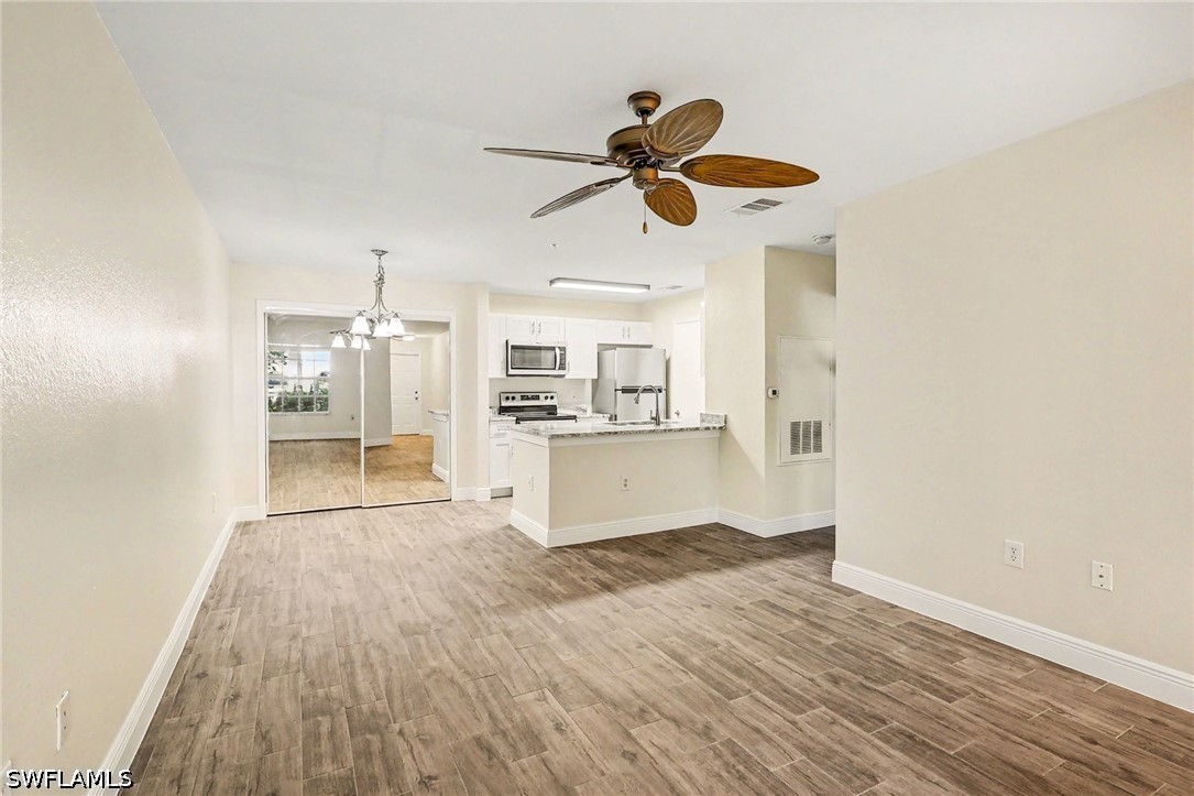 1 Bed Condominium for Sale in Vanderbilt Place, photo 14