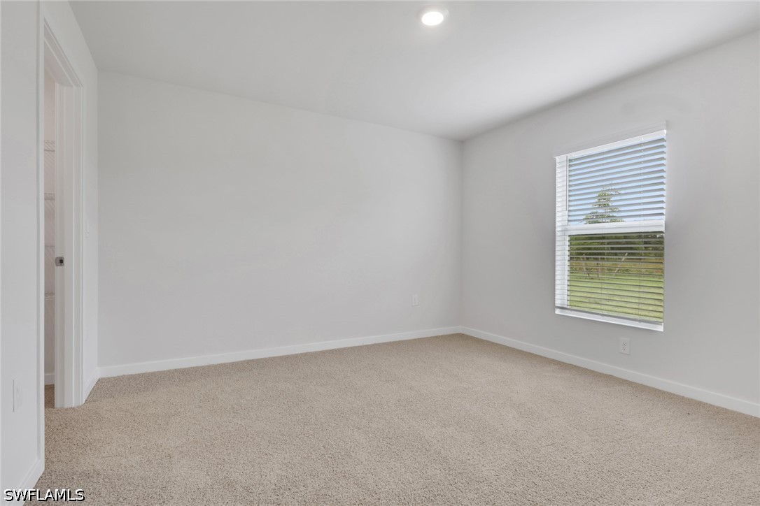 3 Bed SingleFamilyResidence for Sale in Avalon, photo 14