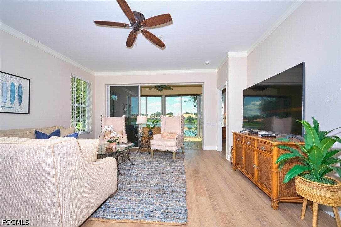 2 Bed Waterfront Home for Sale in Fort Myers, photo 14