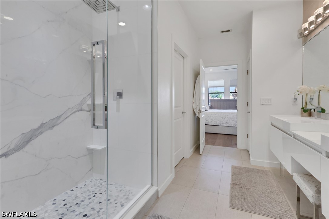 3 Bed Condominium for Sale in Naples, photo 14