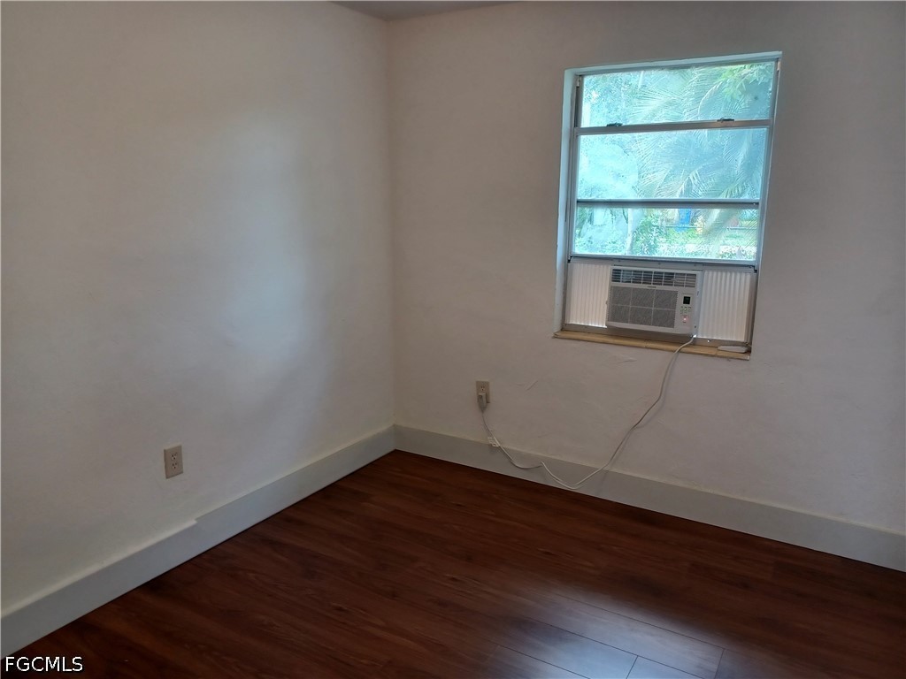 3 Bed SingleFamilyResidence for Sale in Fort Myers, photo 14