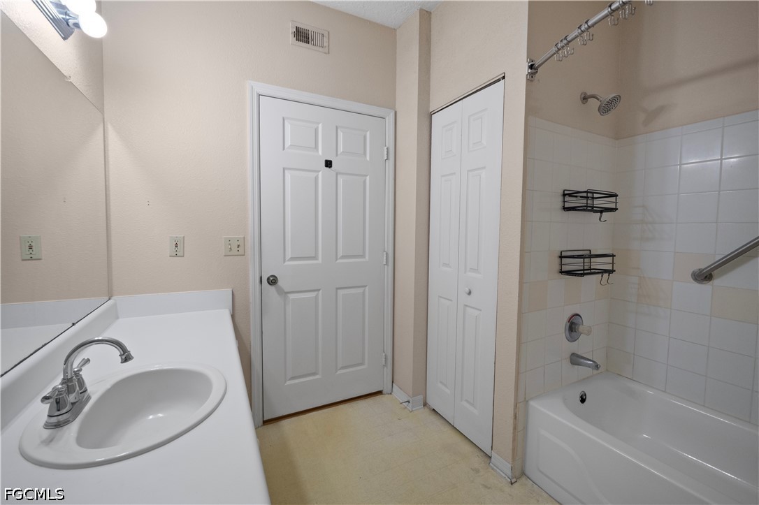 3 Bed Condominium for Sale in Royal Greens, photo 14