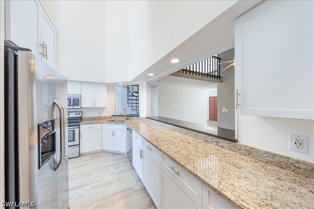 3 Bed SingleFamilyResidence for Sale in Lake Club Villas, photo 14