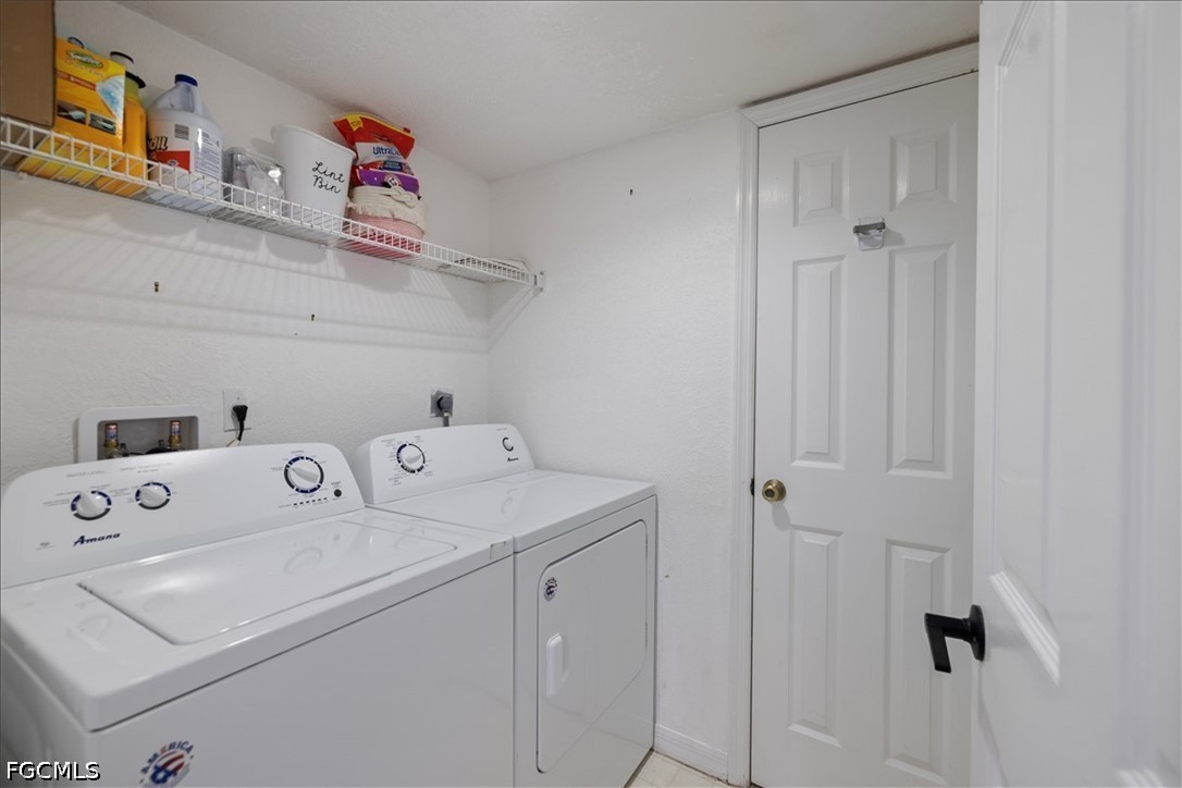 2 Bed Waterfront Home for Sale in Naples, photo 14