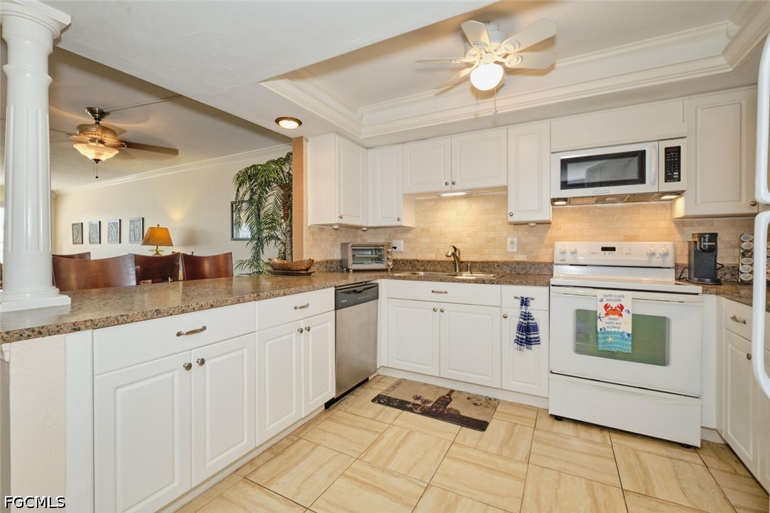 2 Bed Waterfront Home for Sale in Cape Coral, photo 14