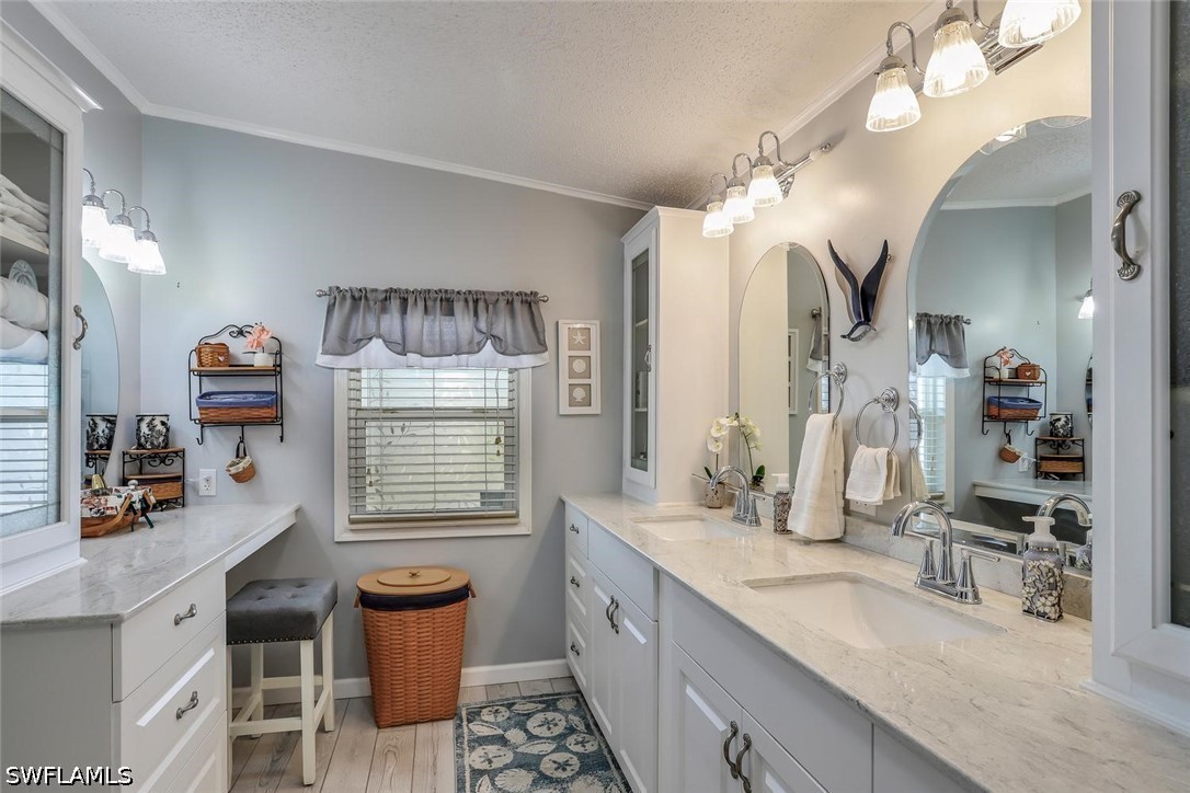 2 Bed Waterfront Home for Sale in Bonita Springs, photo 14