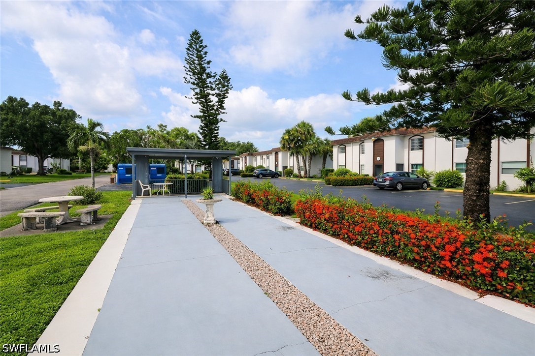 2 Bed Condominium for Sale in Fort Myers, photo 14