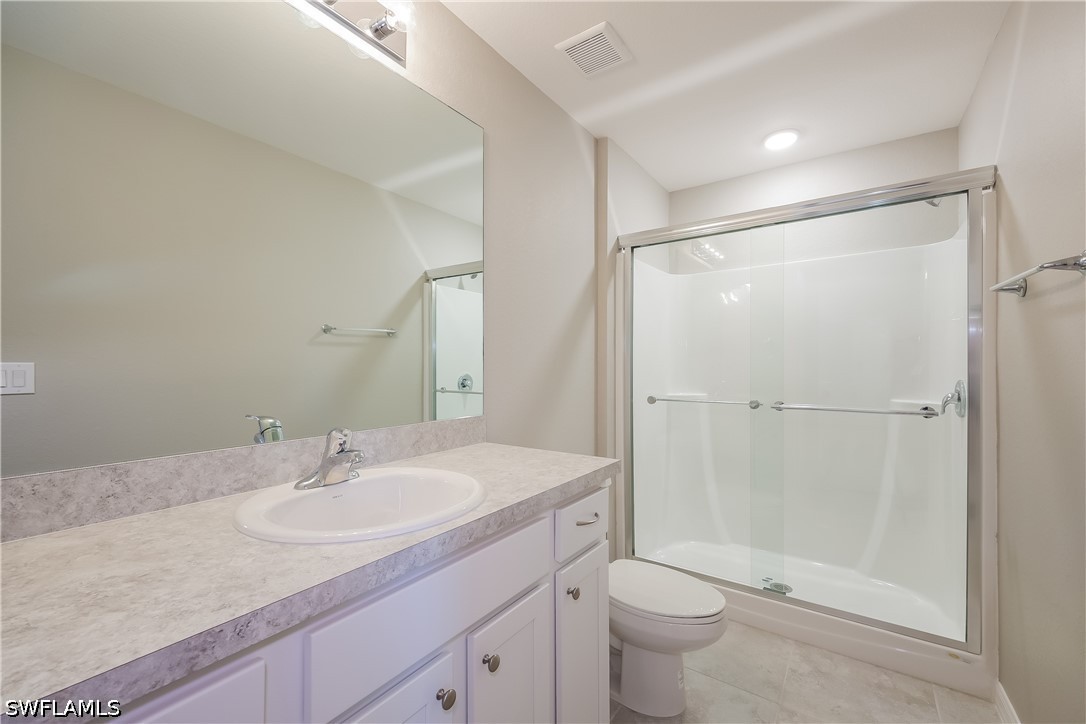 3 Bed SingleFamilyResidence for Sale in Lehigh Acres, photo 14
