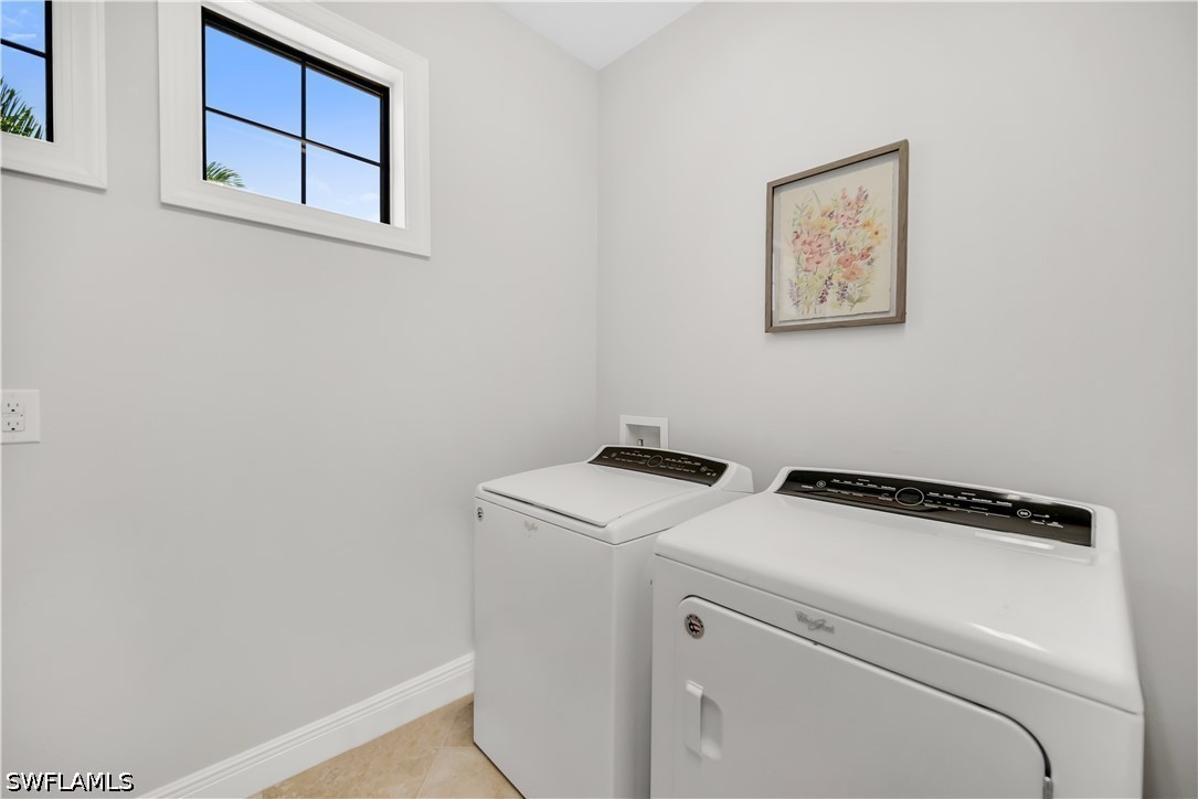 3 Bed Condominium for Sale in Naples, photo 14