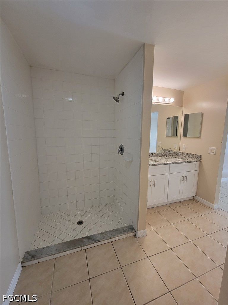 4 Bed SingleFamilyResidence for Sale in Lehigh Acres, photo 14