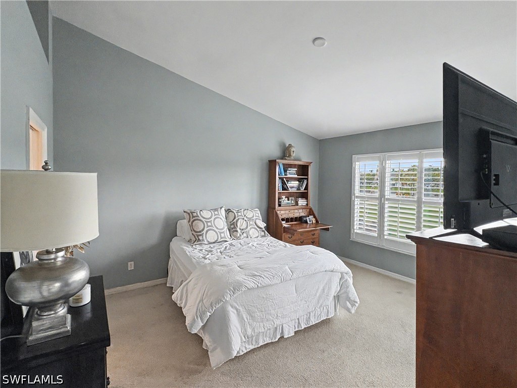 2 Bed Condominium for Sale in Naples, photo 14