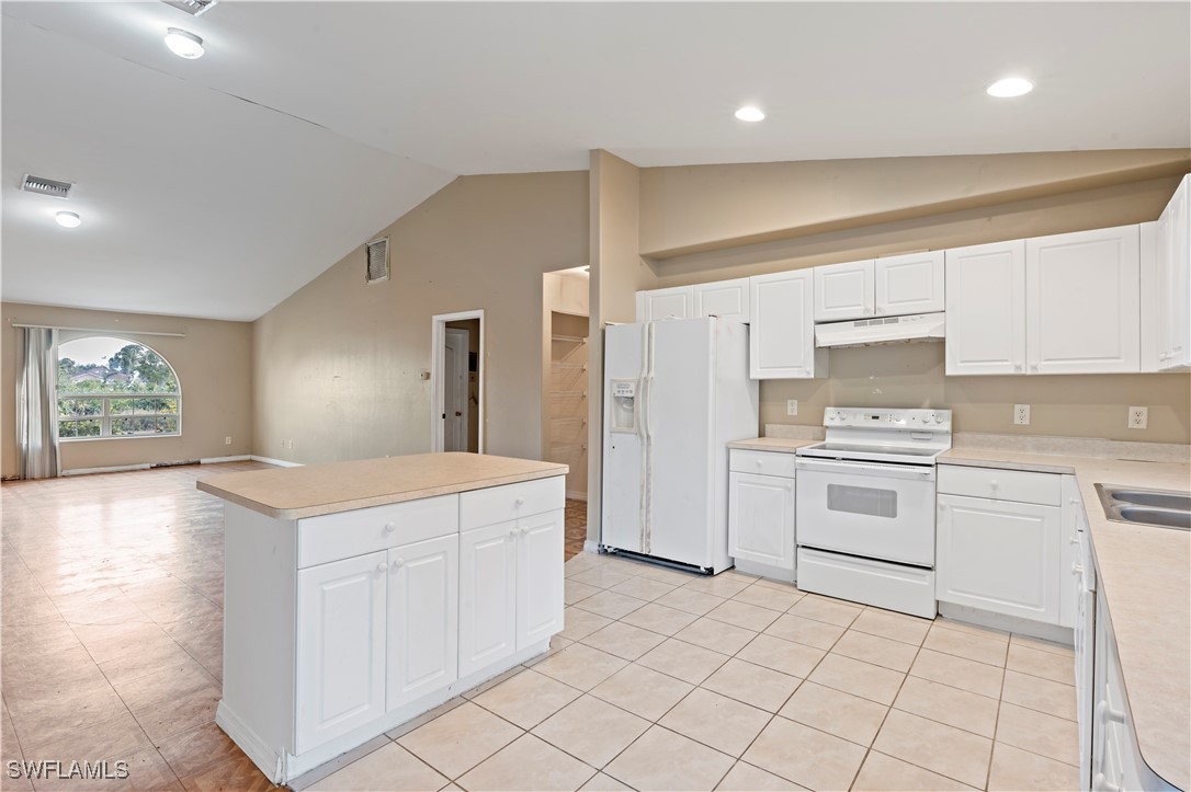 4 Bed SingleFamilyResidence for Sale in Lehigh Acres, FL — photo 15