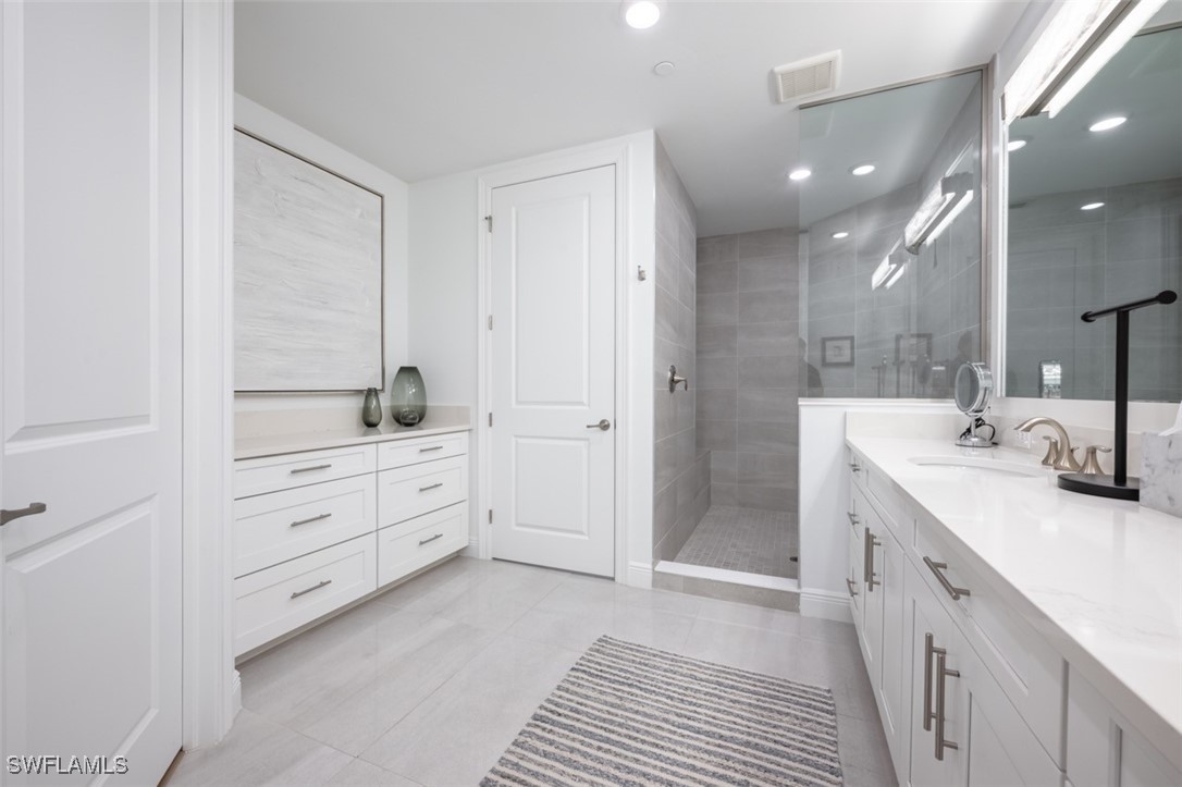 3 Bed Condominium for Sale in Viansa, photo 15