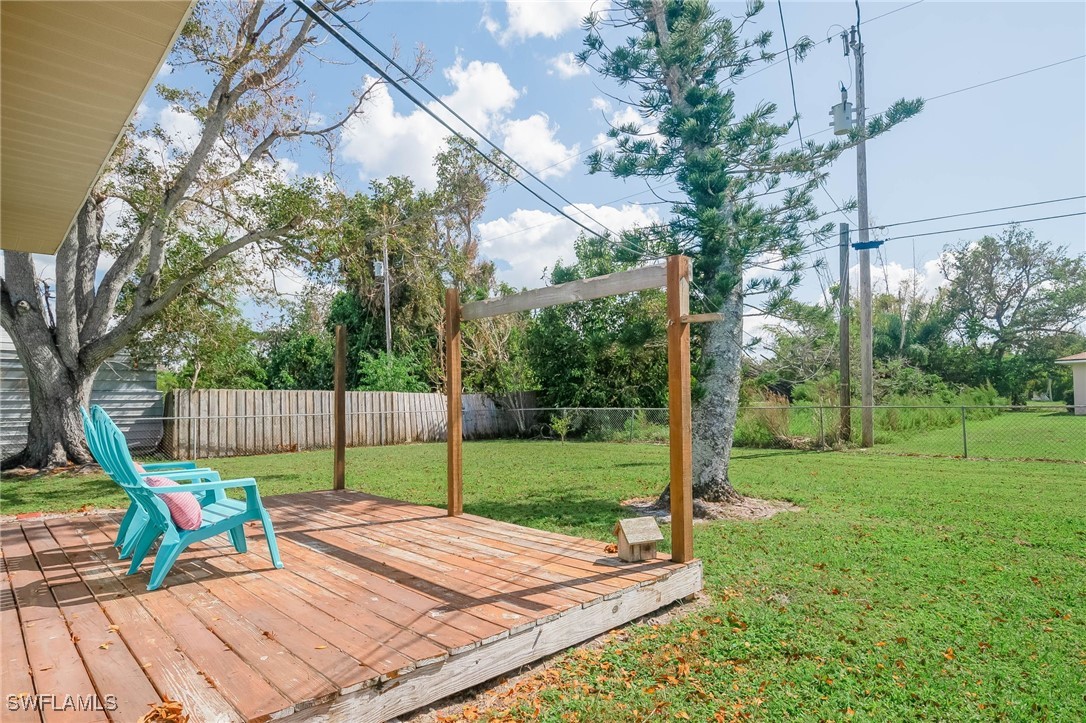 2 Bed SingleFamilyResidence for Sale in Bokeelia, FL — photo 15