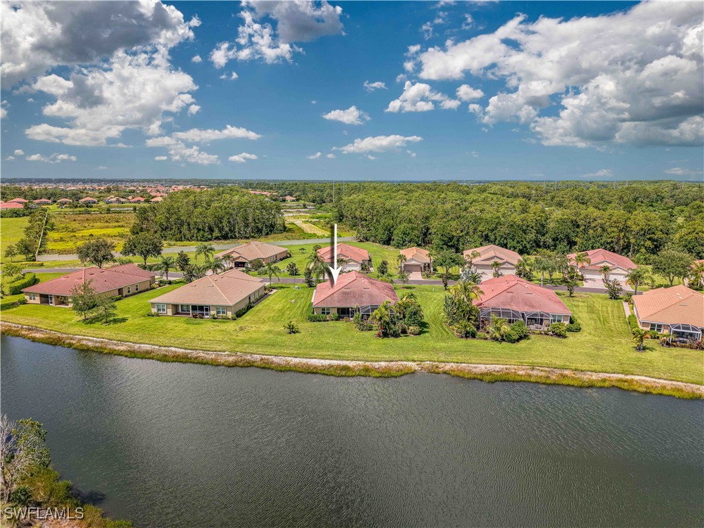 2 Bed Waterfront Home for Sale in Cascades, photo 15