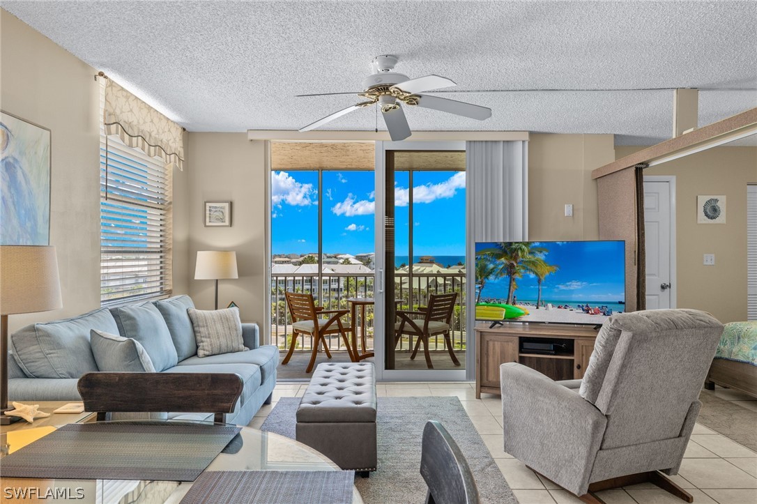 1 Bed Waterfront Home for Sale in Beach And Tennis Club, photo 15