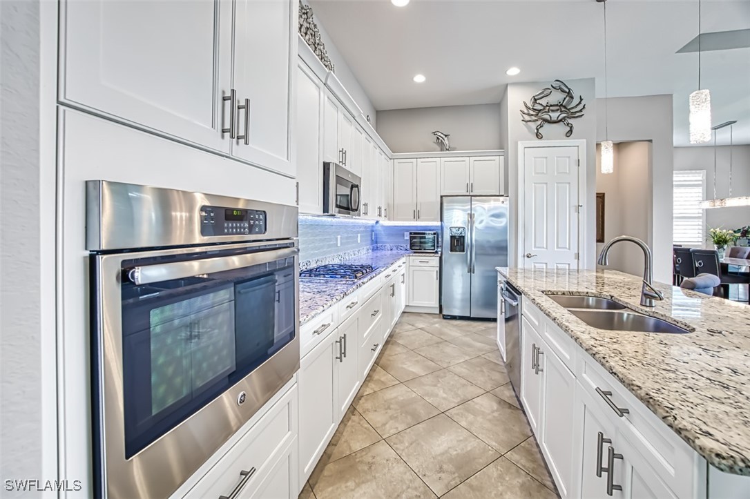 3 Bed Pool Home for Sale in Woodhaven, FL — photo 15