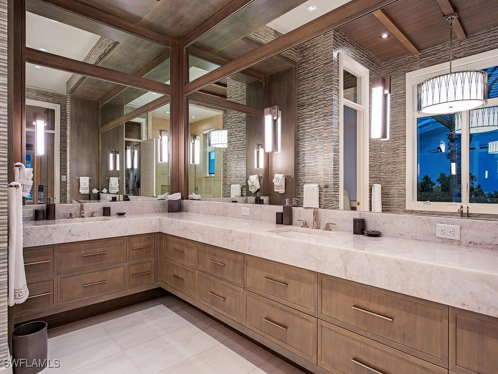 5 Bed Pool Home for Sale in Port Royal, FL, $17,995,000 — photo 15