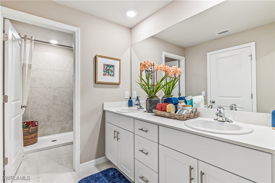 3 Bed Waterfront Home for Sale in Asher Park, photo 15
