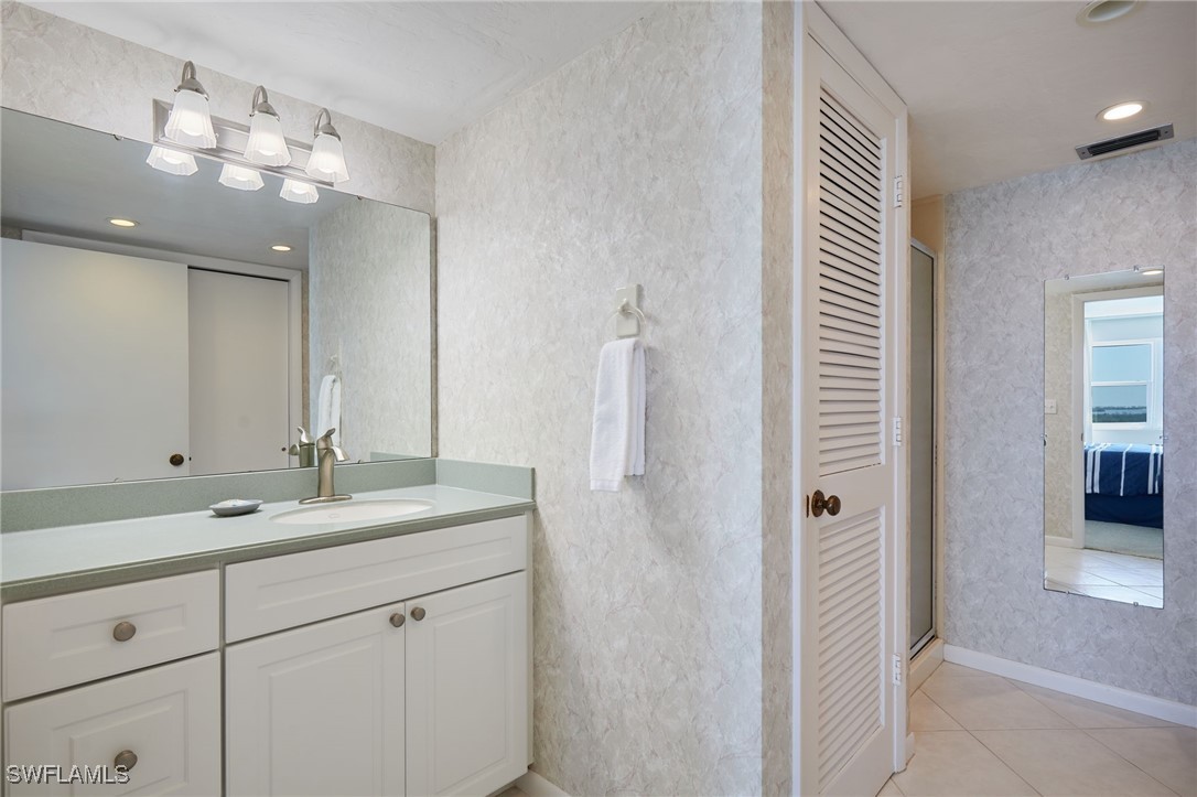 2 Bed Waterfront Home for Sale in Fort Myers, FL, $450,000 — photo 15
