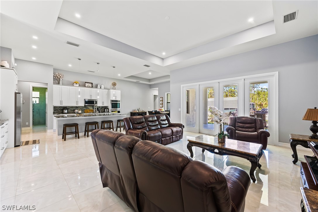 4 Bed SingleFamilyResidence for Sale in Naples, photo 15