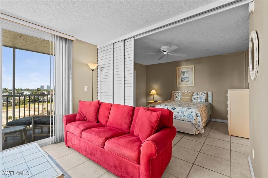 1 Bed Waterfront Home for Sale in Beach And Tennis Club, photo 15