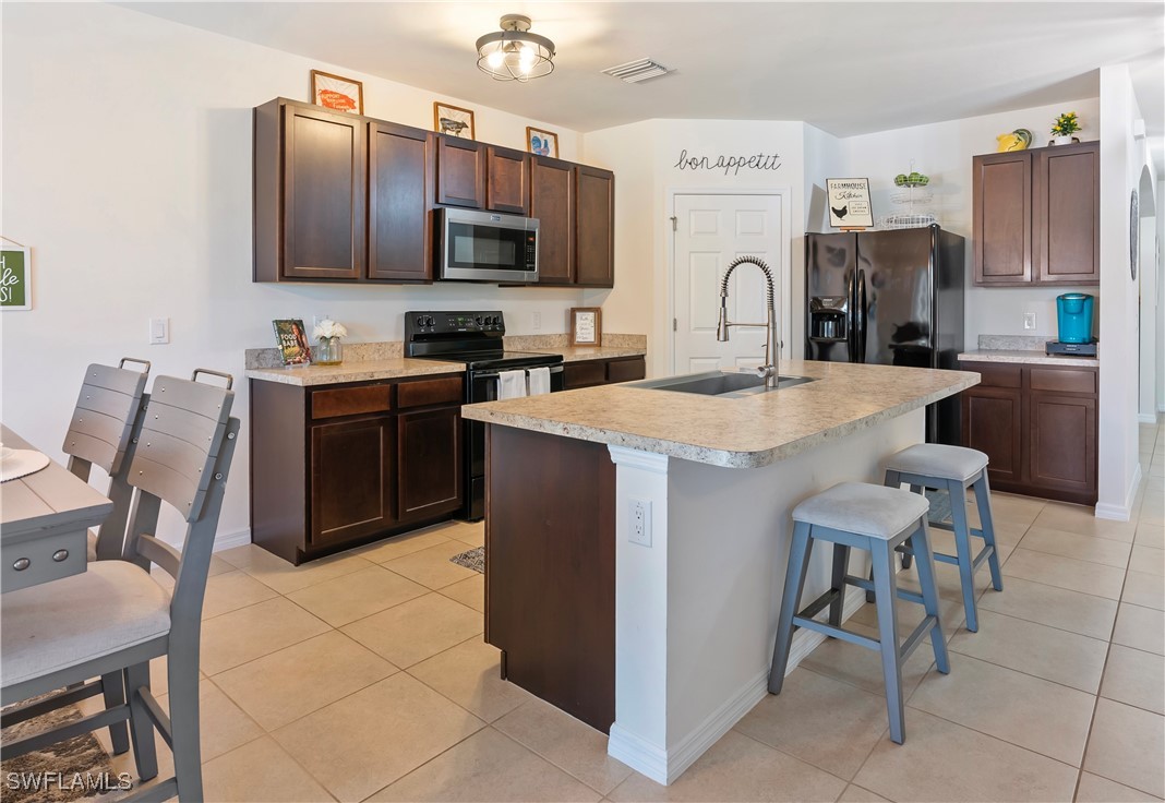5 Bed Waterfront Home for Sale in Entrada, FL, $399,900 — photo 15