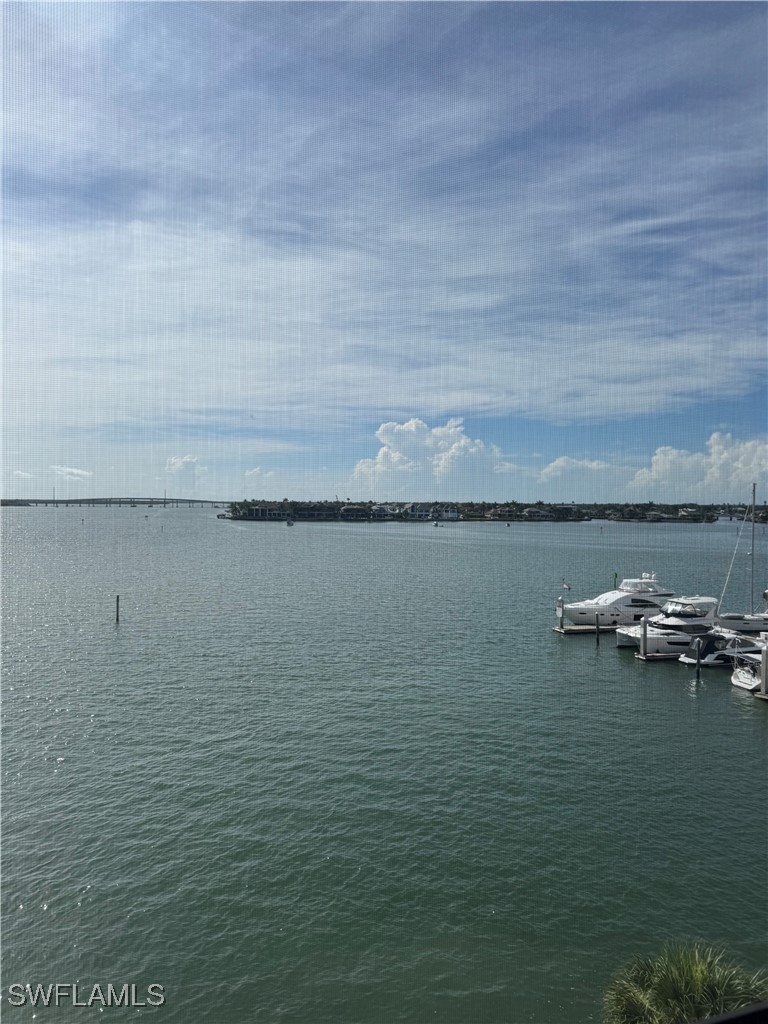 1 Bed Waterfront Home for Sale in Marco Island, FL, $519,995 — photo 15
