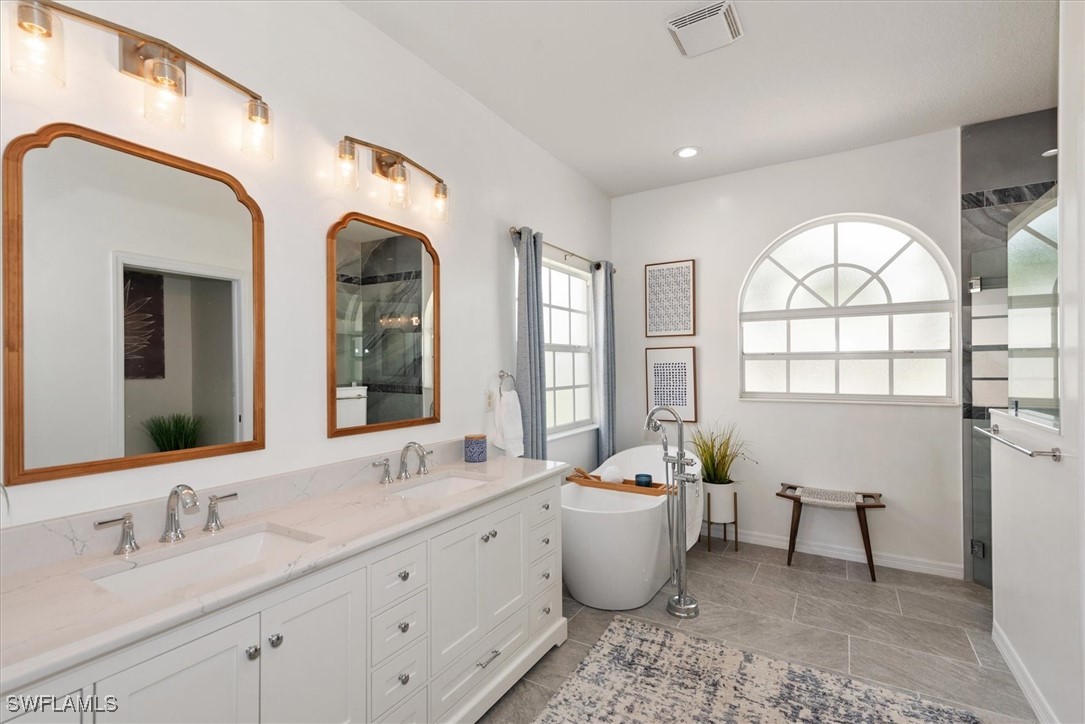 4 Bed Pool Home for Sale in Stoneybrook, photo 15