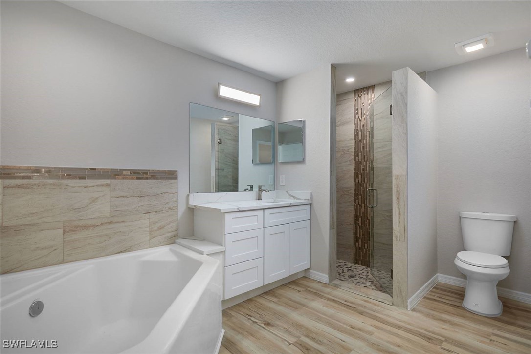 4 Bed SingleFamilyResidence for Sale in Southwood, FL — photo 15