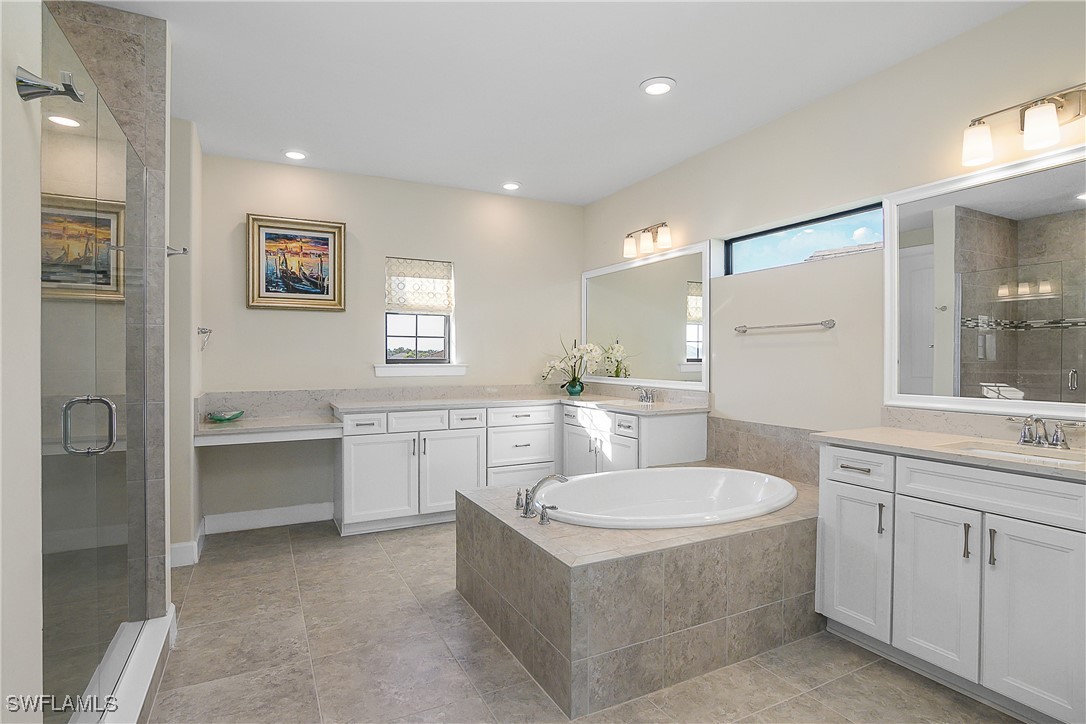 5 Bed Pool Home for Sale in Estero, photo 15