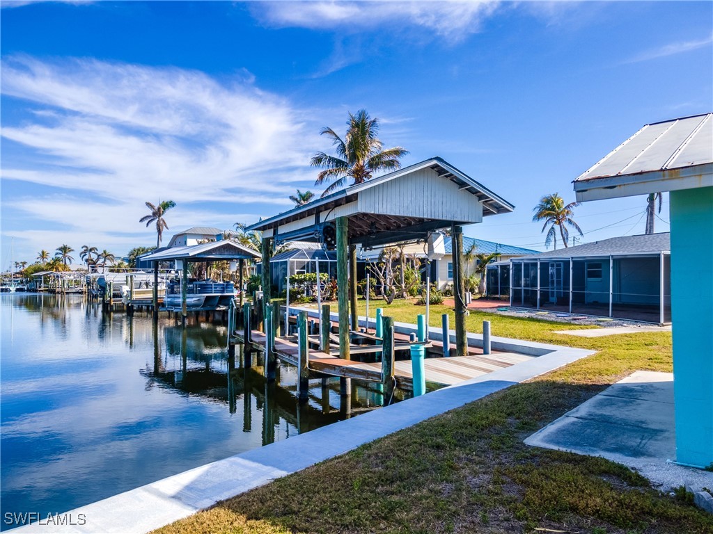 2 Bed Waterfront Home for Sale in St James City, FL — photo 15