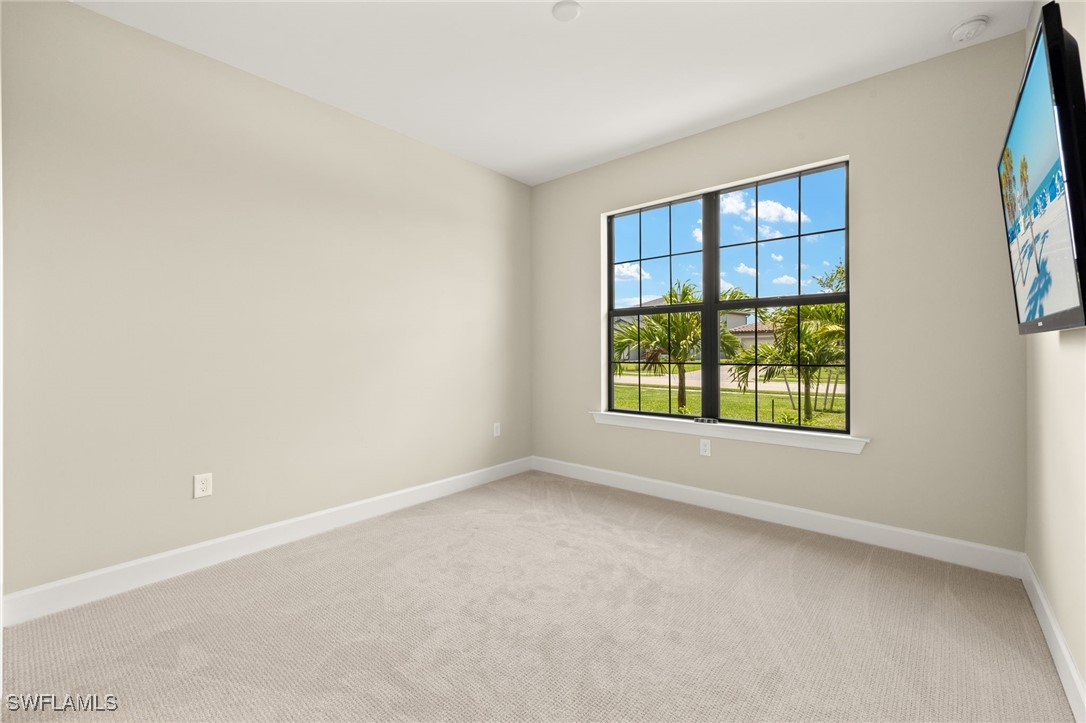 5 Bed Waterfront Home for Sale in Estero, photo 15