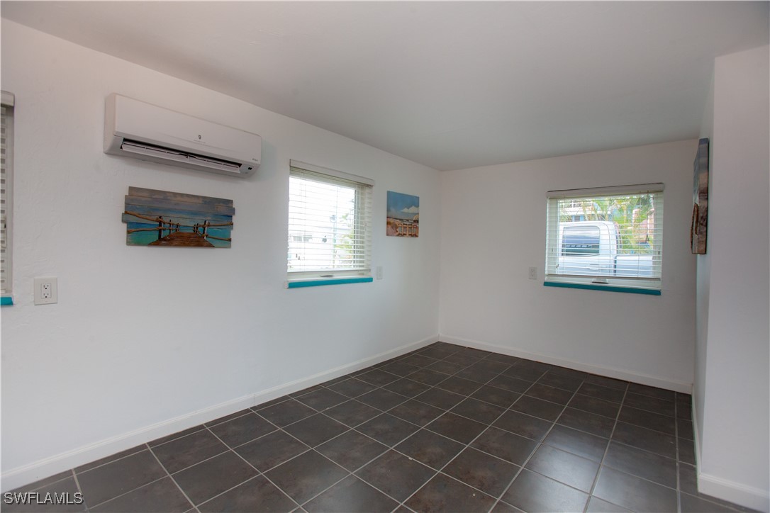 2 Bed Waterfront Home for Sale in Matlacha, FL, $266,000 — photo 15