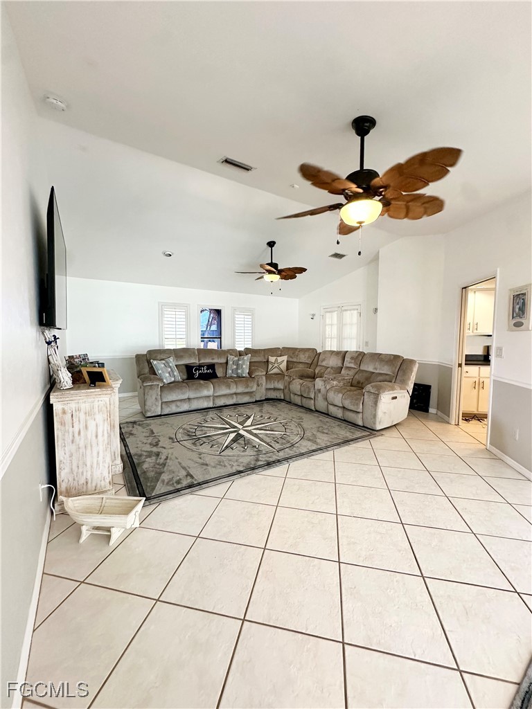 3 Bed Pool Home for Sale in Cape Coral, photo 15