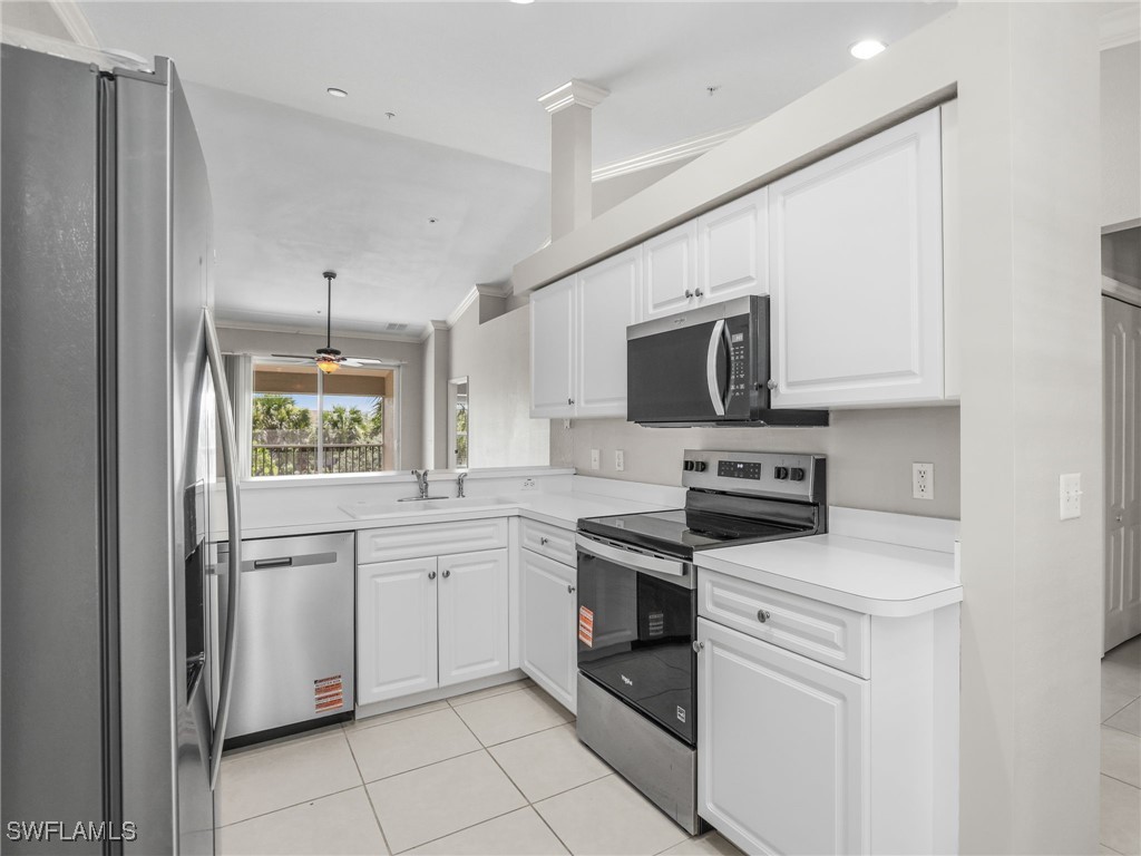 2 Bed Condominium for Sale in Barletta, FL, $259,900 — photo 15