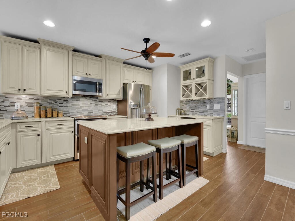 4 Bed Pool Home for Sale in Eagle Ridge, photo 15