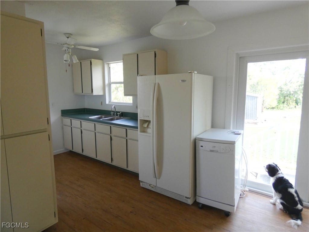 4 Bed SingleFamilyResidence for Sale in Lehigh Acres, FL — photo 15