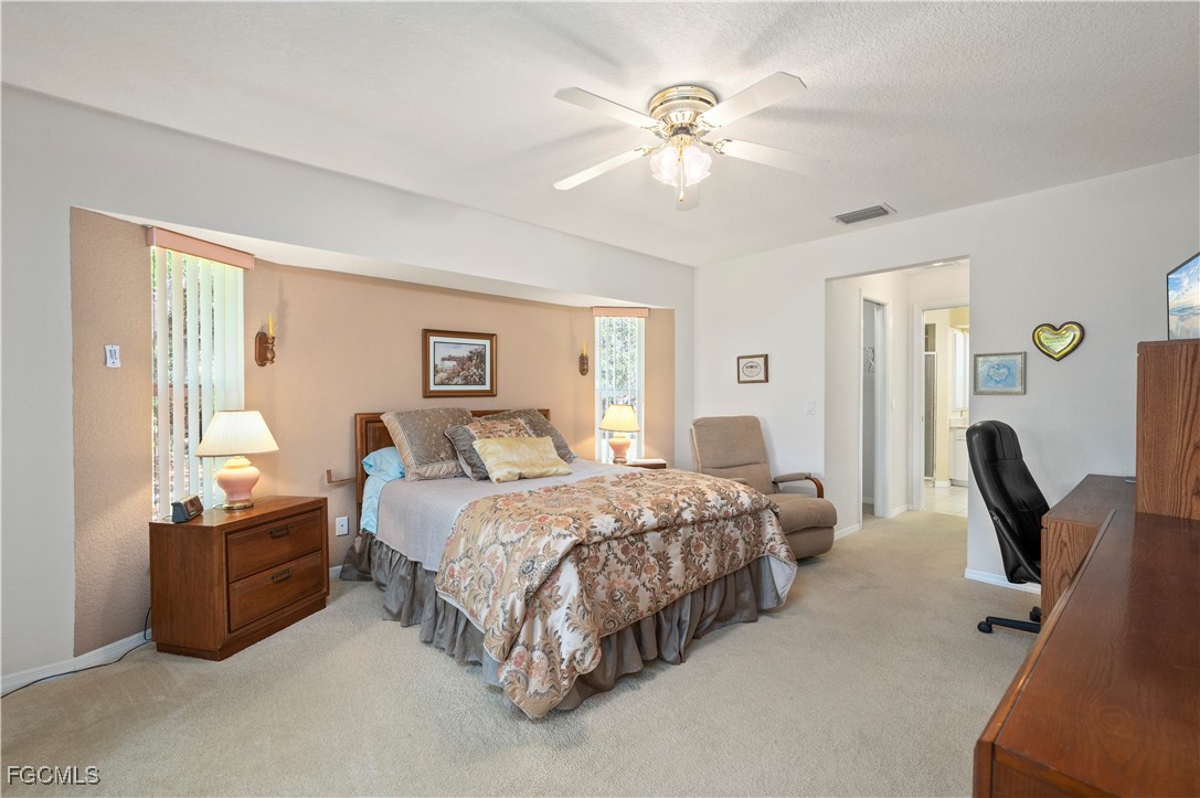 2 Bed SingleFamilyResidence for Sale in North Port, photo 15