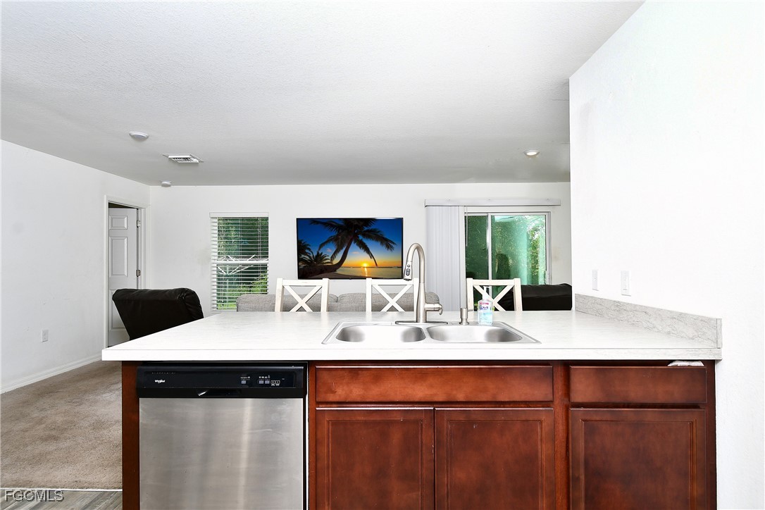 3 Bed SingleFamilyResidence for Sale in Lehigh Acres, photo 15