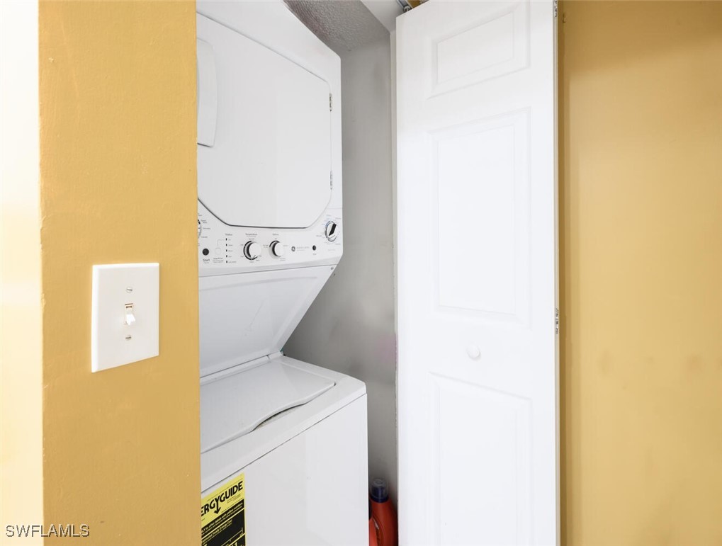 2 Bed Condominium for Sale in Napoli, FL — photo 15