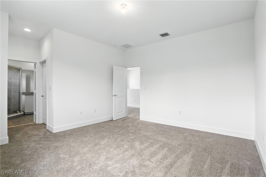 3 Bed SingleFamilyResidence for Sale in Silverwood, FL — photo 15