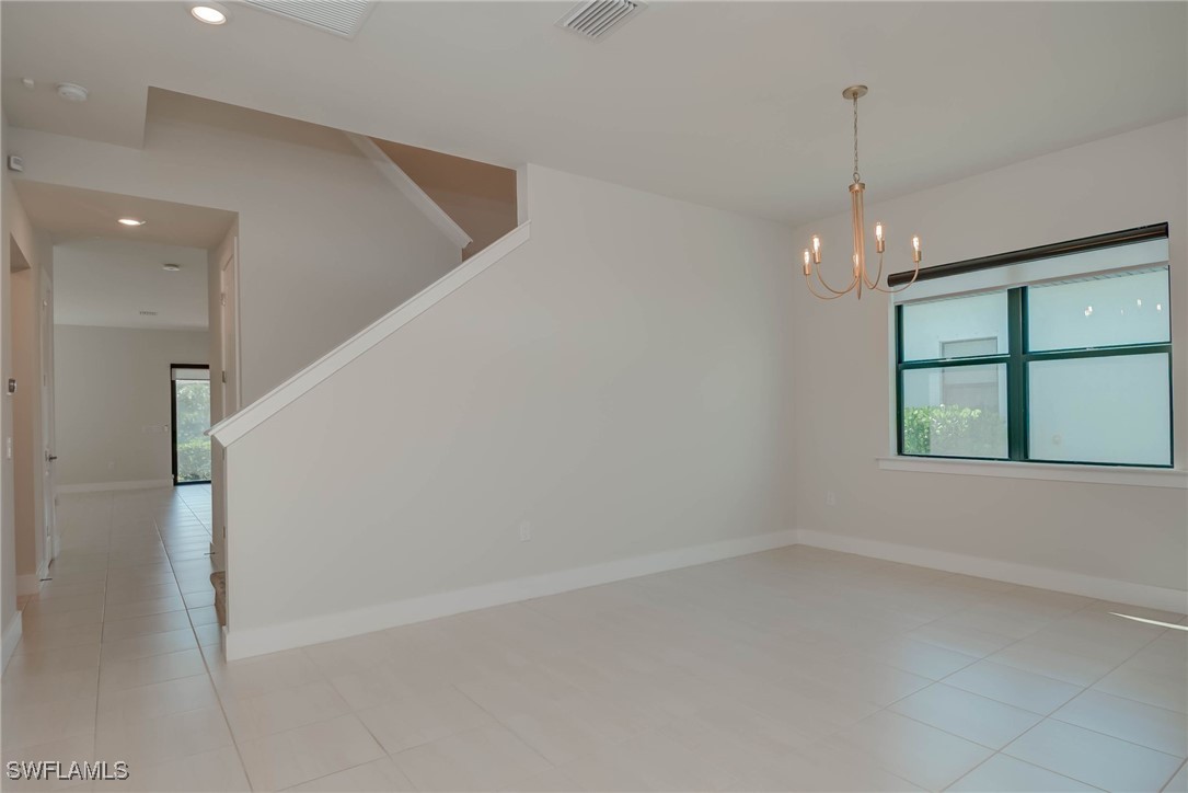 5 Bed SingleFamilyResidence for Sale in Avalon Park, photo 15