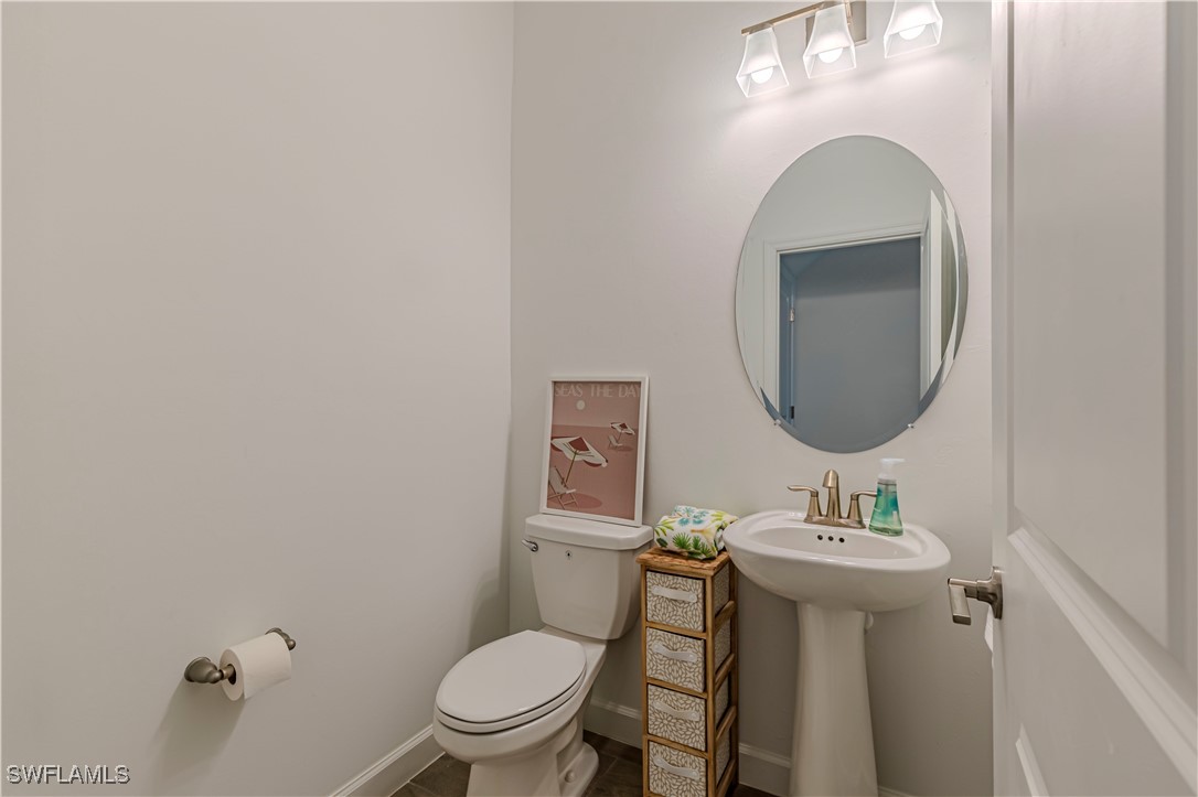 5 Bed Pool Home for Sale in Verdana Village, photo 15