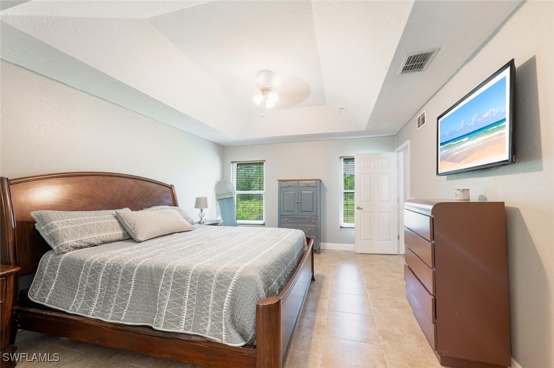 3 Bed SingleFamilyResidence for Sale in Naples, photo 15