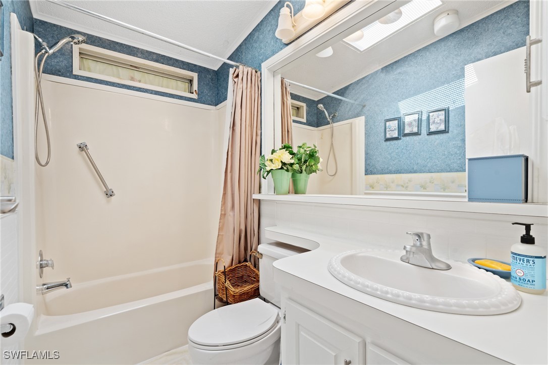 3 Bed ManufacturedHome for Sale in Riverwood, FL, $239,999 — photo 15